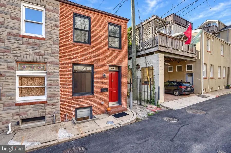 404 S Castle St, Baltimore, MD 21231 - #3