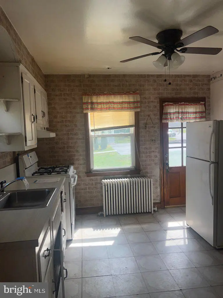 9613 Harding Ave, Parkville, MD 21234 - Image #3