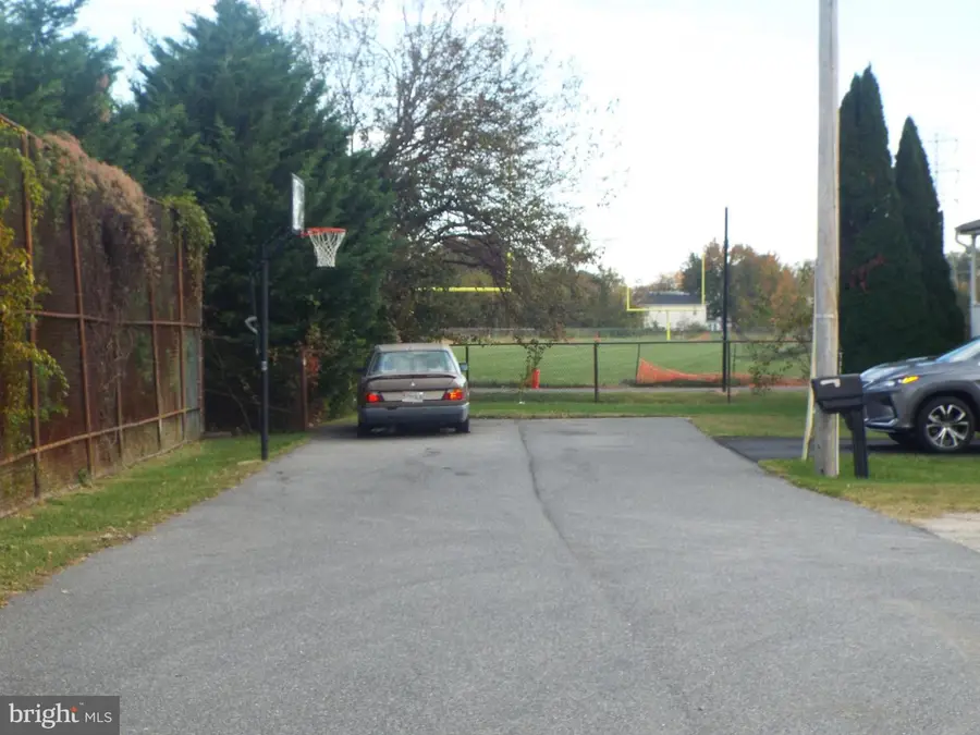 13 Turner Ave, Dundalk, MD 21222 - Image #2