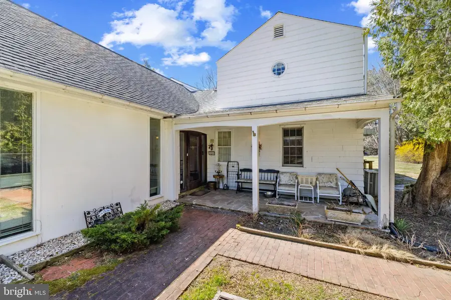 6524 Deer Park Rd, Reisterstown, MD 21136 - Image #2