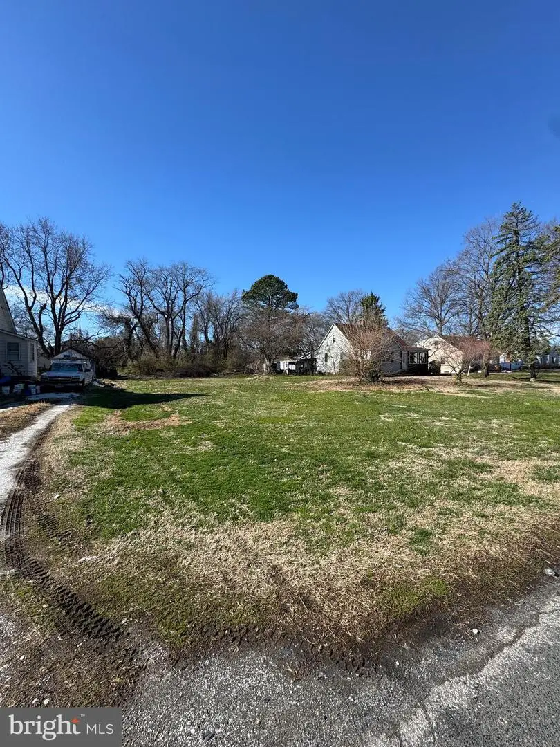 1614 Lynch Rd, Dundalk, MD 21222 - Image #1