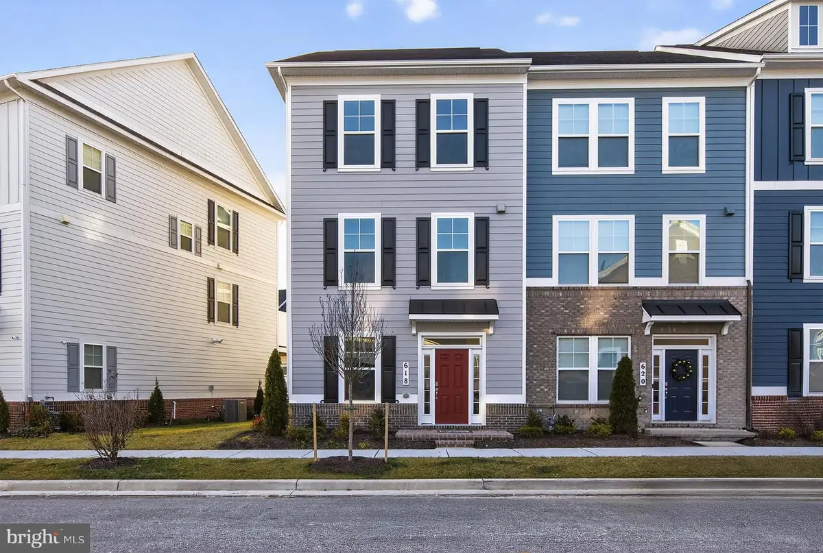 618 Barnehurst St, Middle River, MD 21220 - Image #1