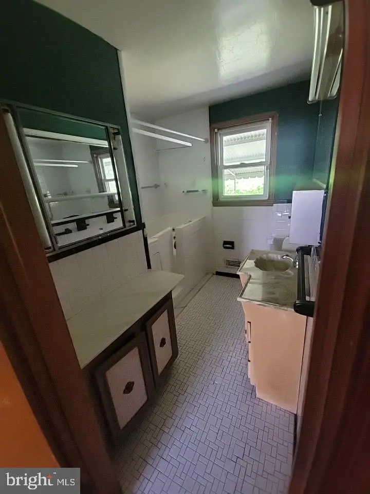 5206 Hazelwood Ave, Baltimore, MD 21206 - Image #3