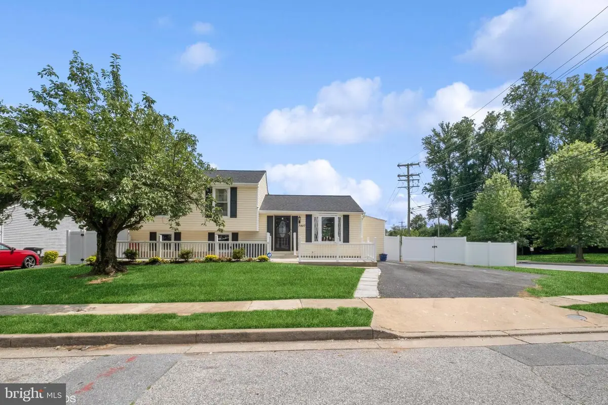 7927 Chipper Rd, Windsor Mill, MD 21244 - #1