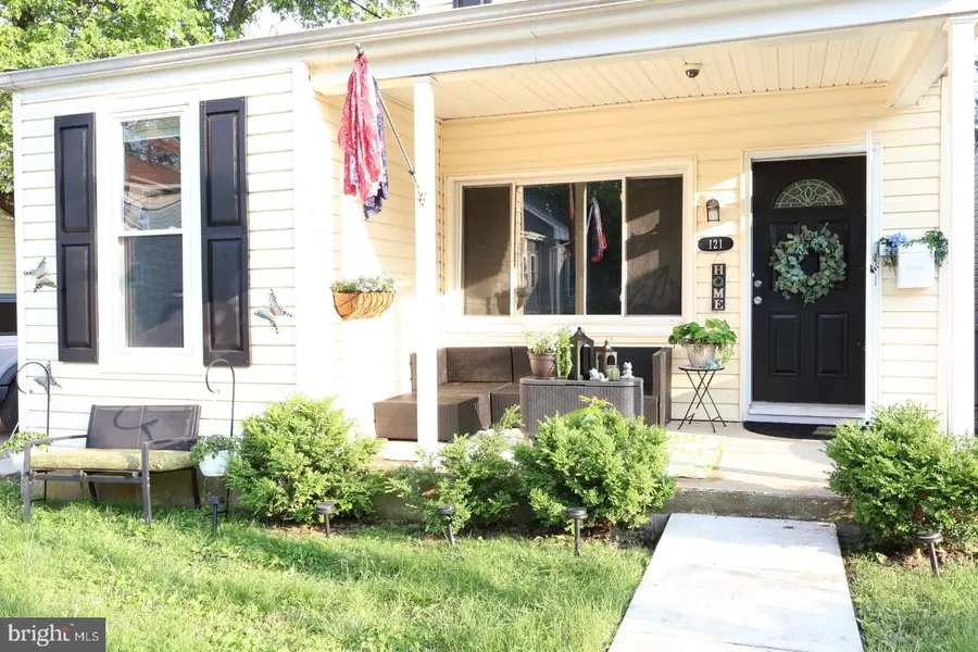 121 3rd Ave, Halethorpe, MD 21227 - Image #2