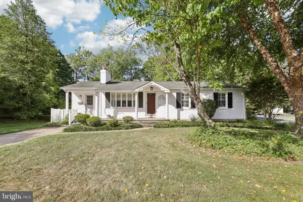 2401 Chetwood Cir, LUTHERVILLE TIMONIUM, MD 21093