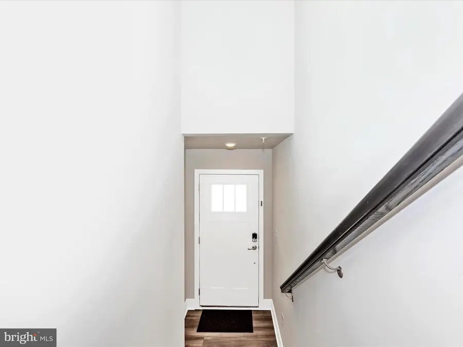 1806 Watermark Way, Essex, MD 21221 - Image #3