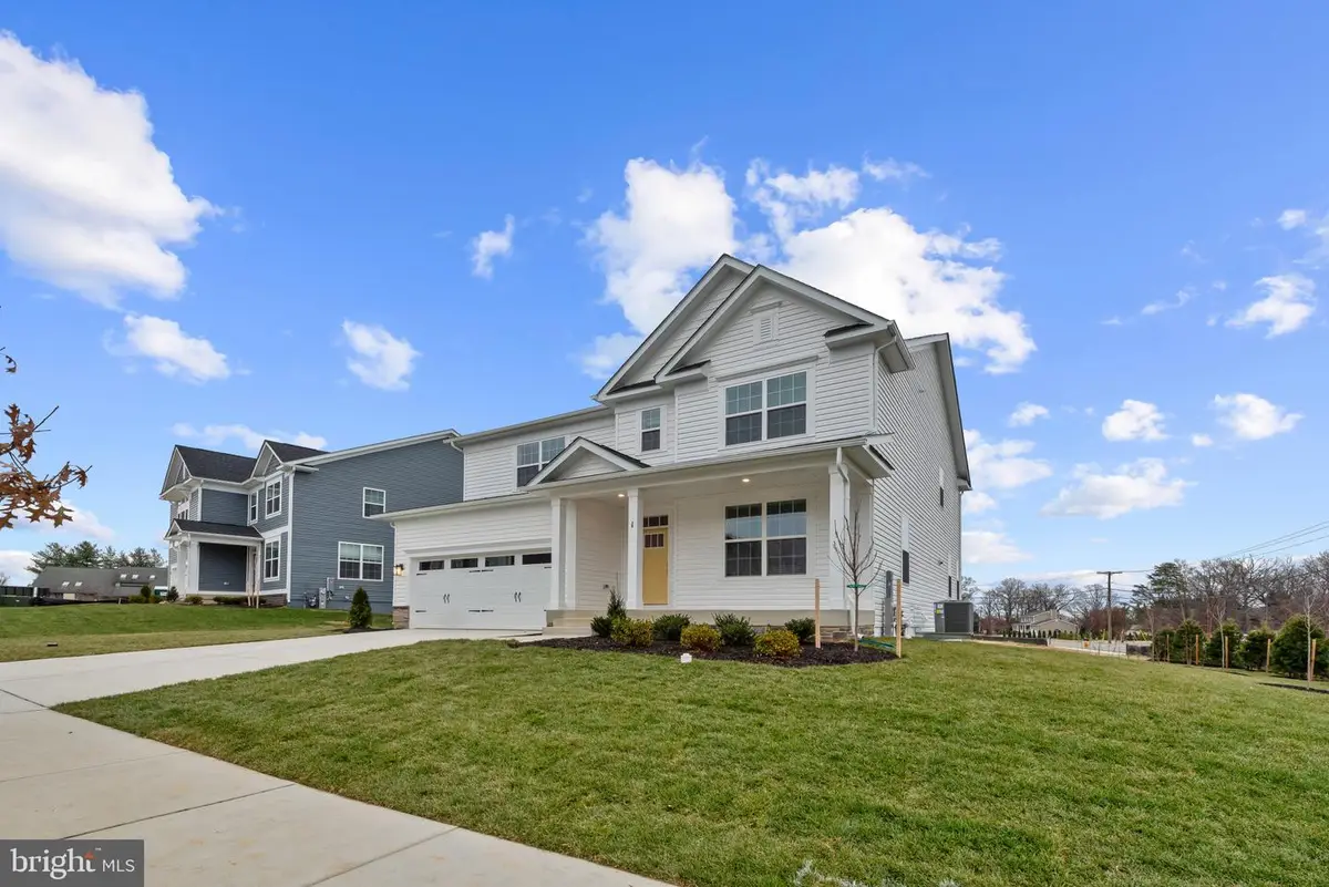 1 Comes Ridge Ct, Rosedale, MD 21237 - Image #1