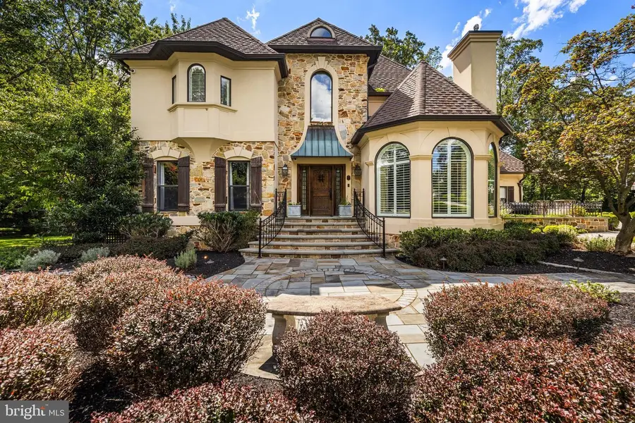 18 Hambleton Ct, Baltimore, MD 21208 - Image #2