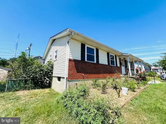 343 N Beaumont Ave, Baltimore, MD 21228 - Image #2