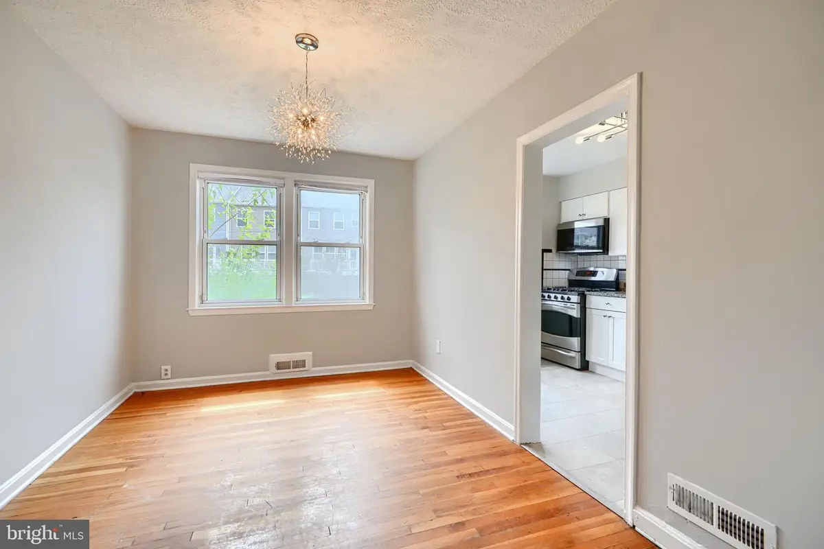 7 Cardinal Rd, Essex, MD 21221 - Image #1