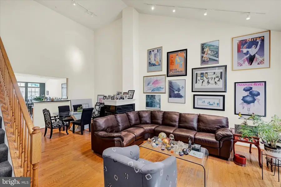 8402 Prairie Rose #8402, Pikesville, MD 21208 - Image #2