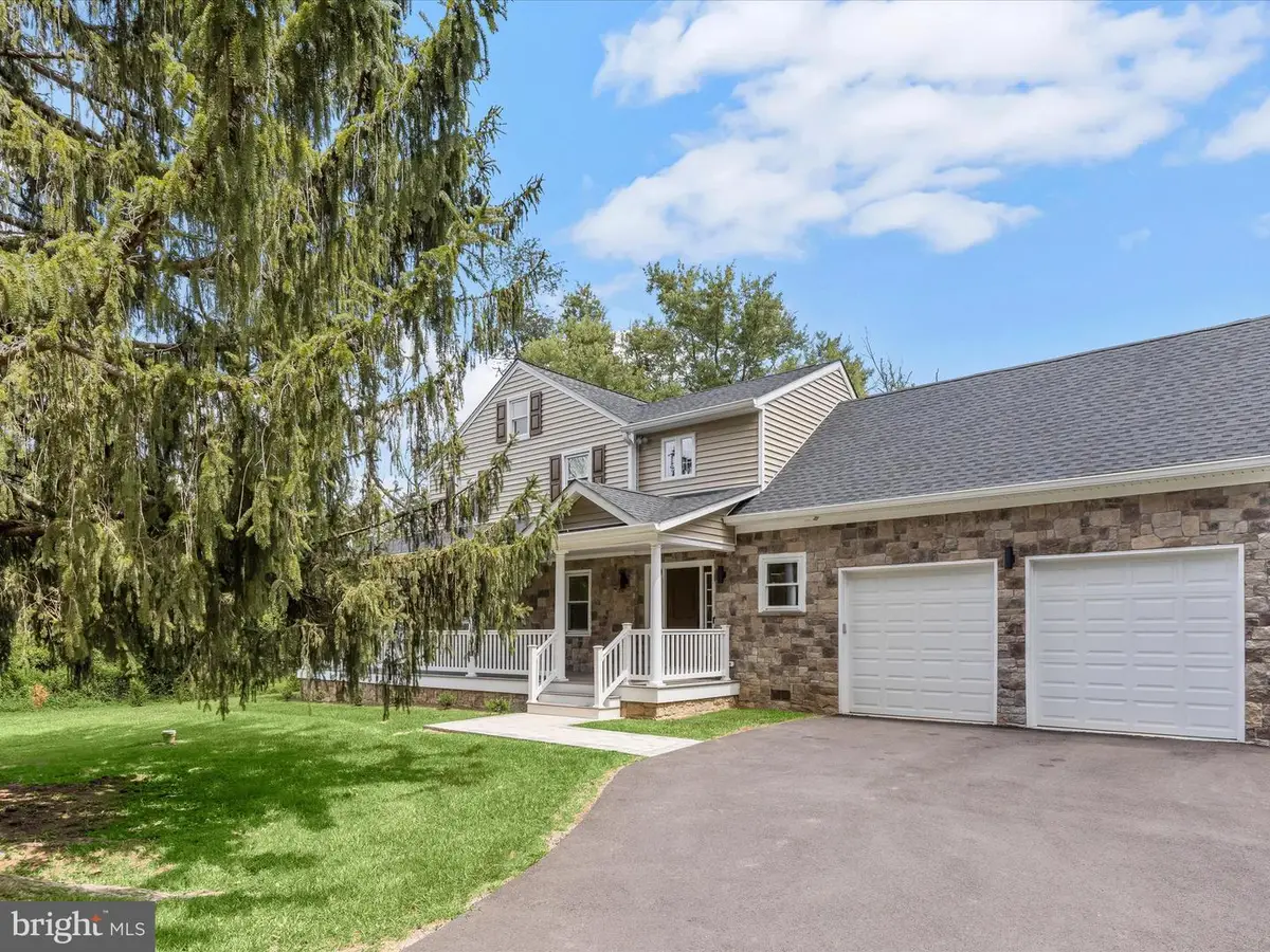 2705 Spring Hill Rd, Owings Mills, MD 21117 - #1