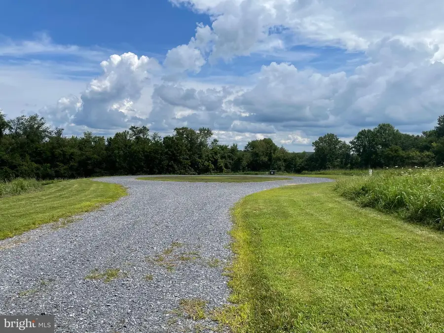 13943 Old Hanover Rd, Reisterstown, MD 21136 - Image #2