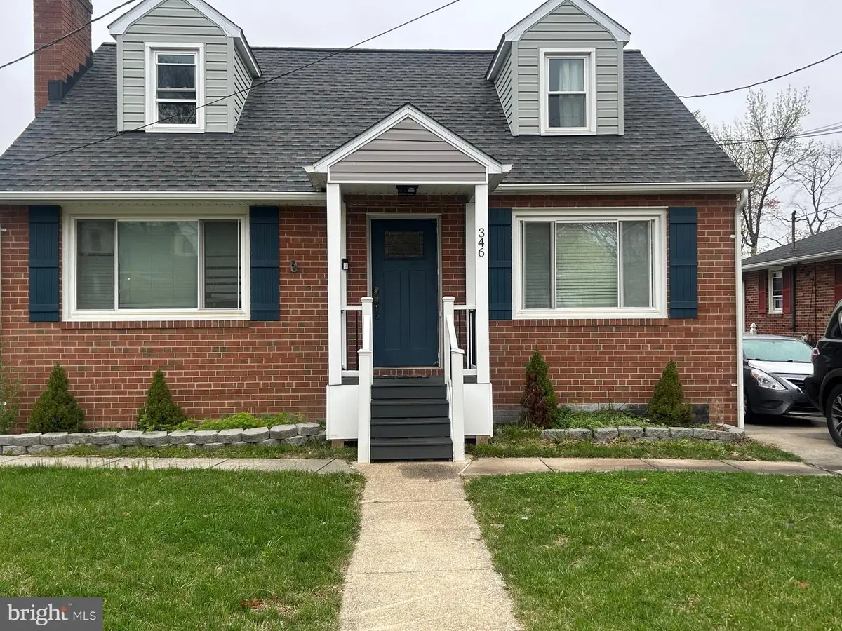 346 Ida Ave, Essex, MD 21221 - Image #1