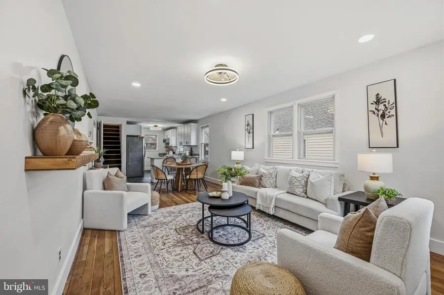 2619 Canterbury Rd, Parkville, MD 21234 - #2