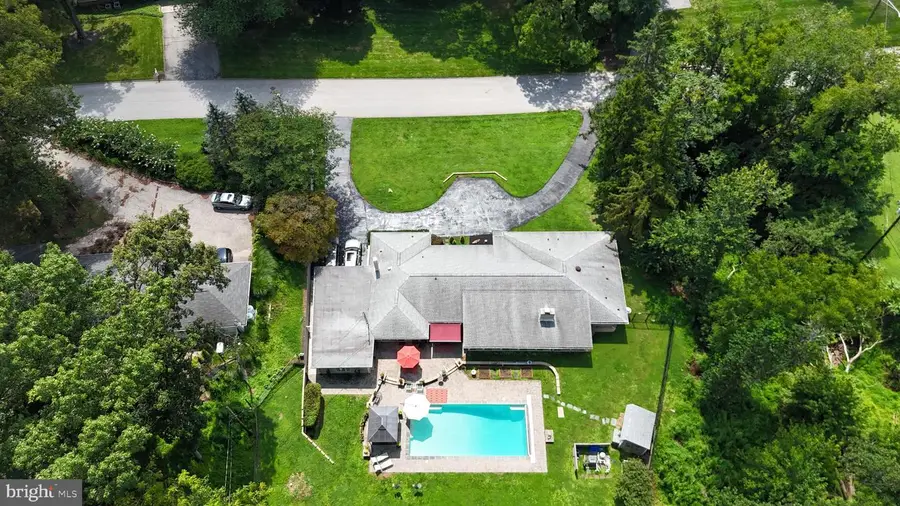 8207 Marcie Dr, Baltimore, MD 21208 - Image #2