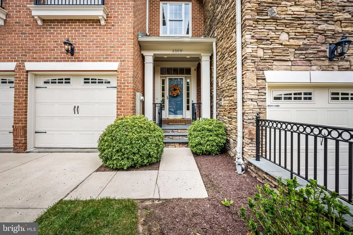 6509 Abbey View Way #22, Baltimore, MD 21212 - Image #1