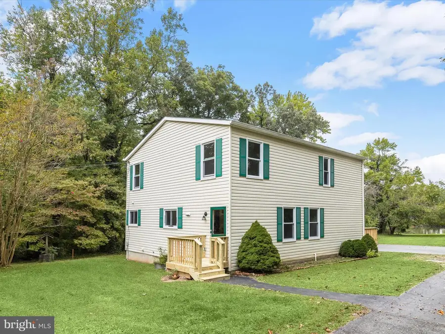 2400 Holly Neck Rd, Essex, MD 21221 - Image #2