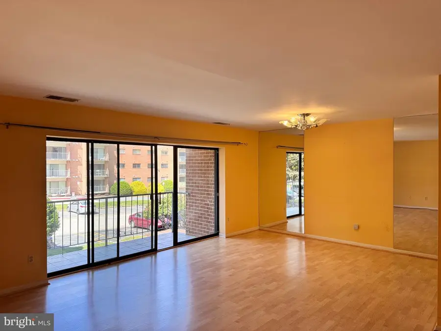 7203 Rockland Hills Dr #210, Baltimore, MD 21209 - Image #2