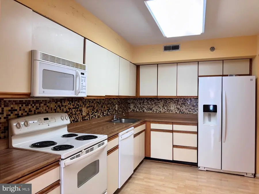 7203 Rockland Hills Dr #210, Baltimore, MD 21209 - Image #3