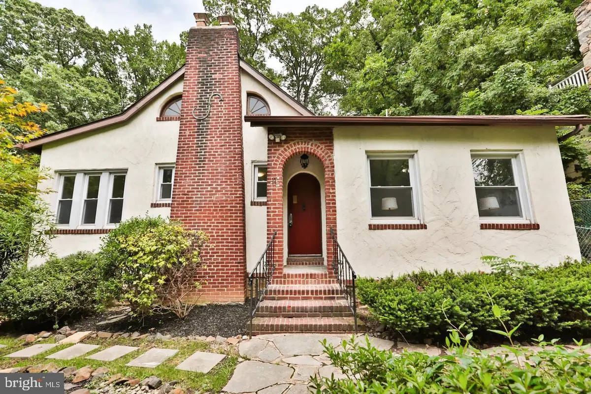 11 Gwynn Lake Dr, Gwynn Oak, MD 21207 - #1