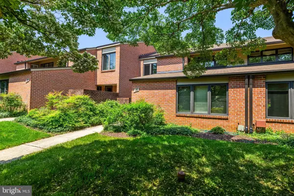 15 Oakridge Ct, LUTHERVILLE TIMONIUM, MD 21093