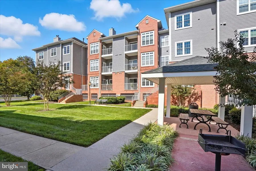 9002 Groffs Mill Dr #9002, Owings Mills, MD 21117 - #2