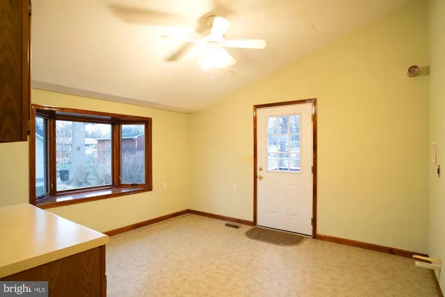 230 N Beaumont Ave, Baltimore, MD 21228 - Image #3