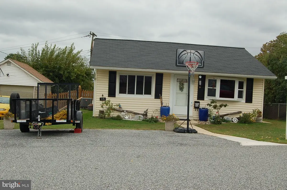 15 Gyro Dr, Middle River, MD 21220 - #1
