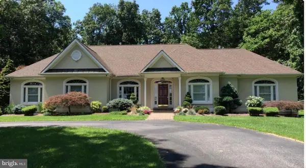 28 Bush Cabin Ct, PARKTON, MD 21120