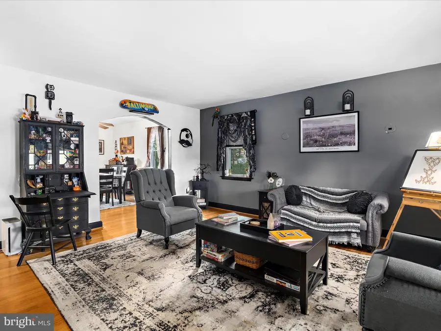 6618 Altamont Ave, Catonsville, MD 21228 - Image #3