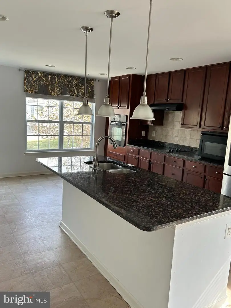 9401 Summer Squall Dr, Randallstown, MD 21133 - Image #2