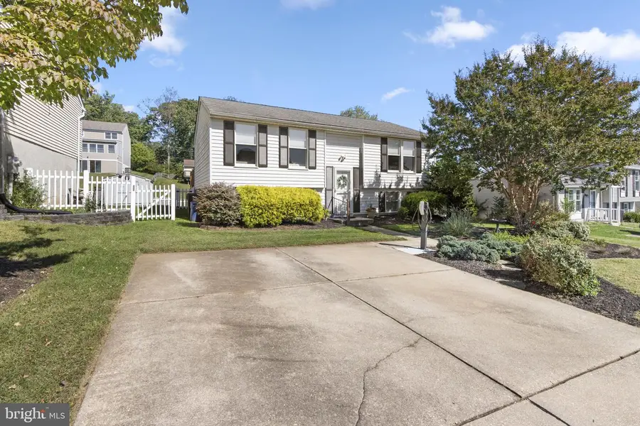 10 Class Ct, Parkville, MD 21234 - Image #2
