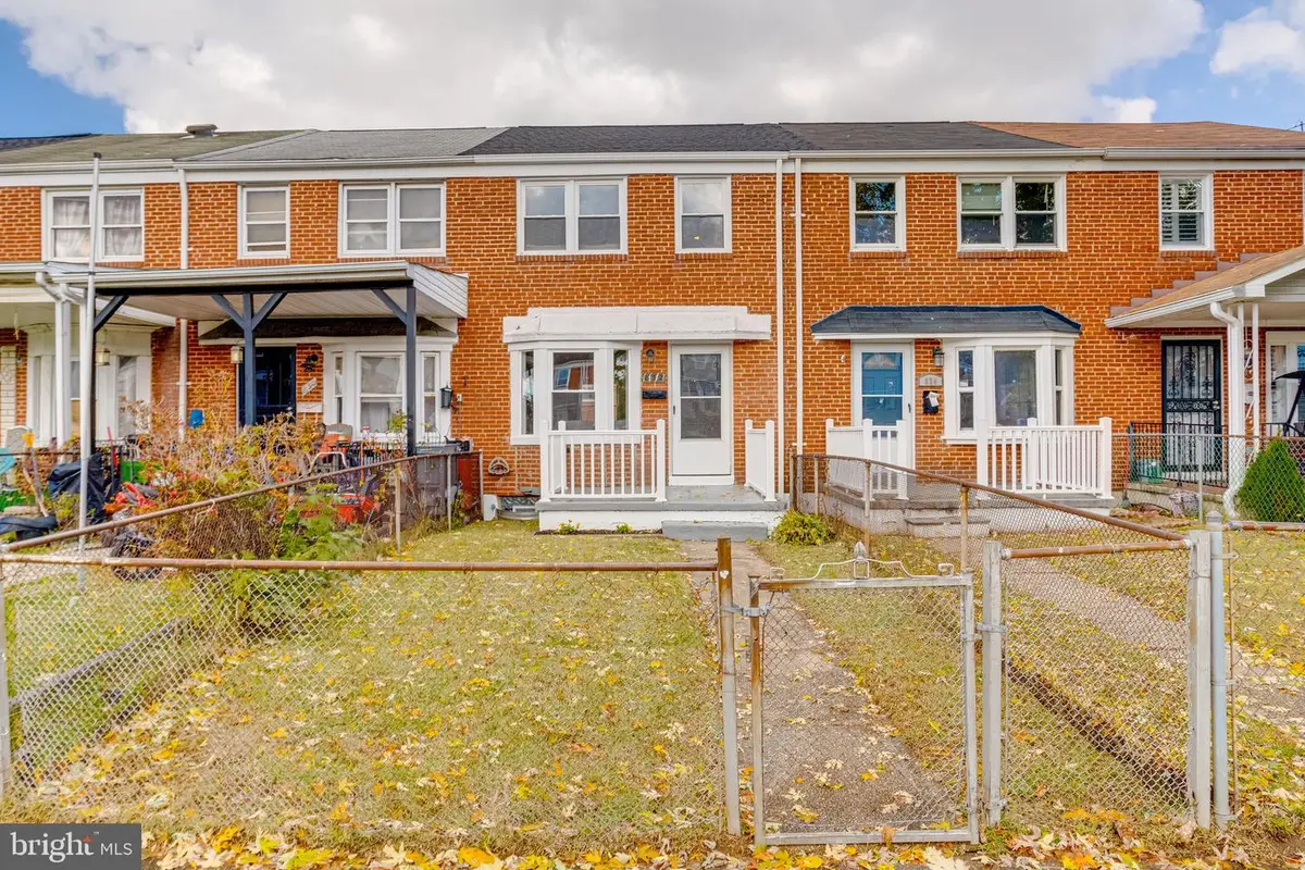 832 N Marlyn Ave, Essex, MD 21221 - Image #1