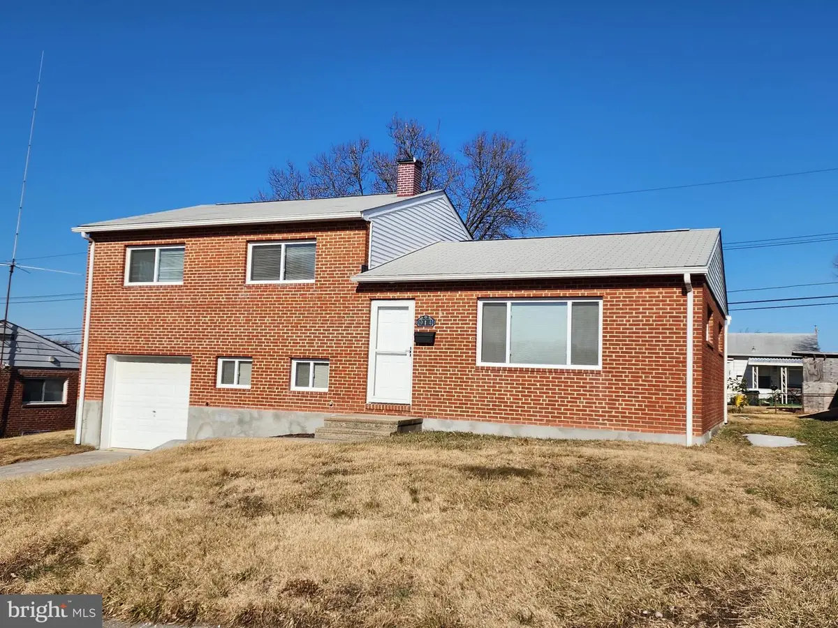 914 Vanderwood Rd, Catonsville, MD 21228 - Image #1