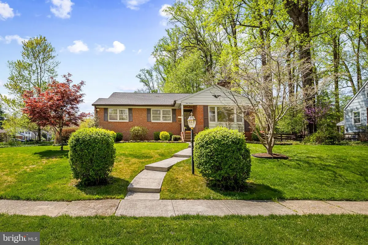 319 Gailridge Rd, Lutherville Timonium, MD 21093 - #1