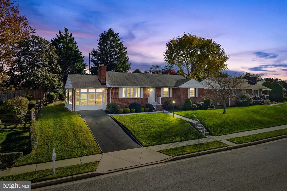 4302 Falls Park Rd, Perry Hall, MD 21128 - #1