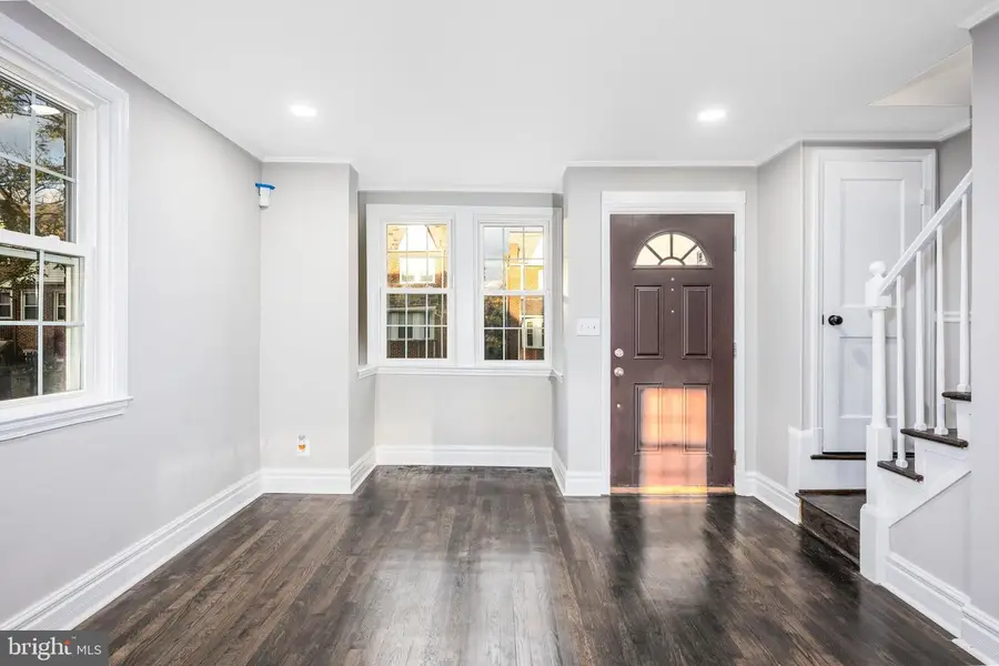 4 N Belle Grove Rd, Baltimore, MD 21228 - Image #3