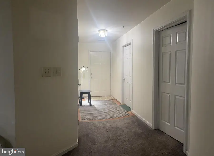 8809 Stone Ridge Cir #204, Pikesville, MD 21208 - Image #2