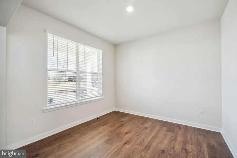 5 Comes Ridge Ct, Rosedale, MD 21237 - Image #2