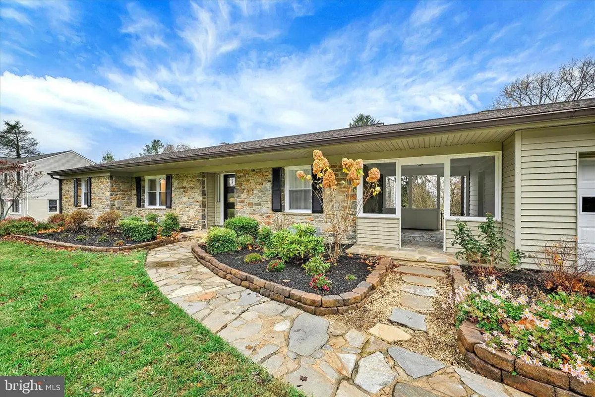 550 Hampton Ln, Towson, MD 21286 - #1