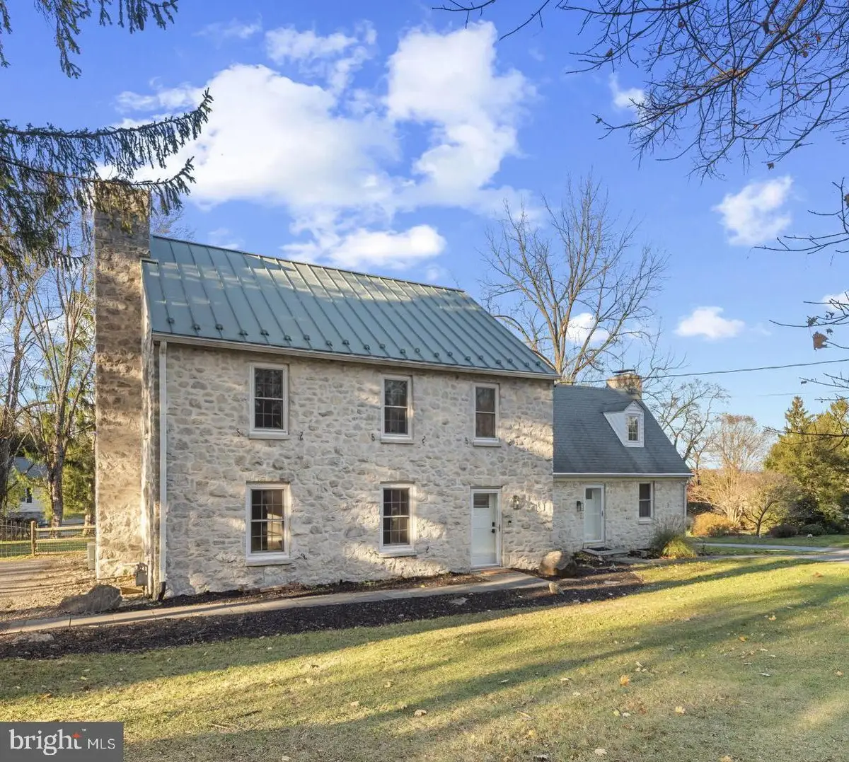 504 Hampton Ln, Hampton, MD 21286 - Image #1