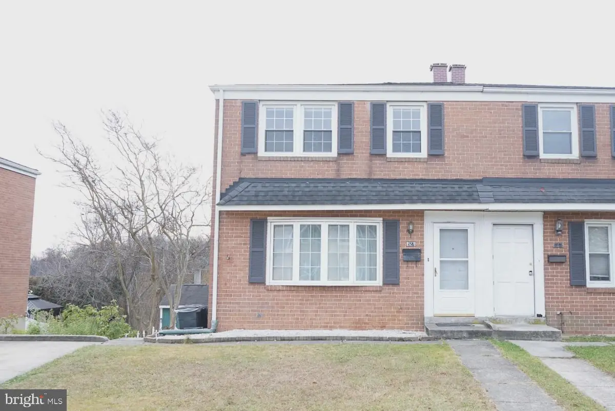 927 Grovehill Rd, Halethorpe, MD 21227 - Image #1