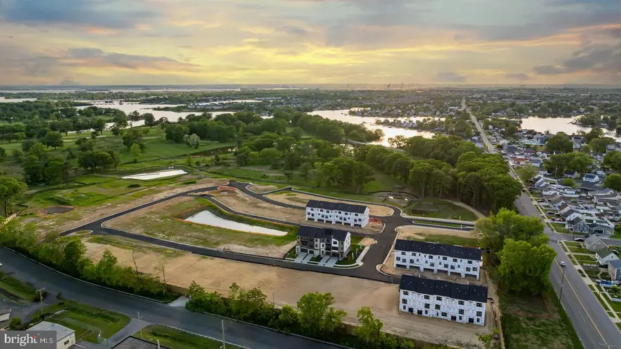 1800 Constellation Dr, Baltimore, MD 21222 - Image #2