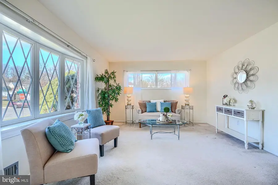 2410 Woodcroft Rd, Baltimore, MD 21234 - Image #3