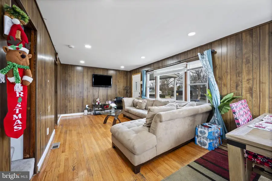 7715 Old Battle Grove Rd, Dundalk, MD 21222 - Image #3