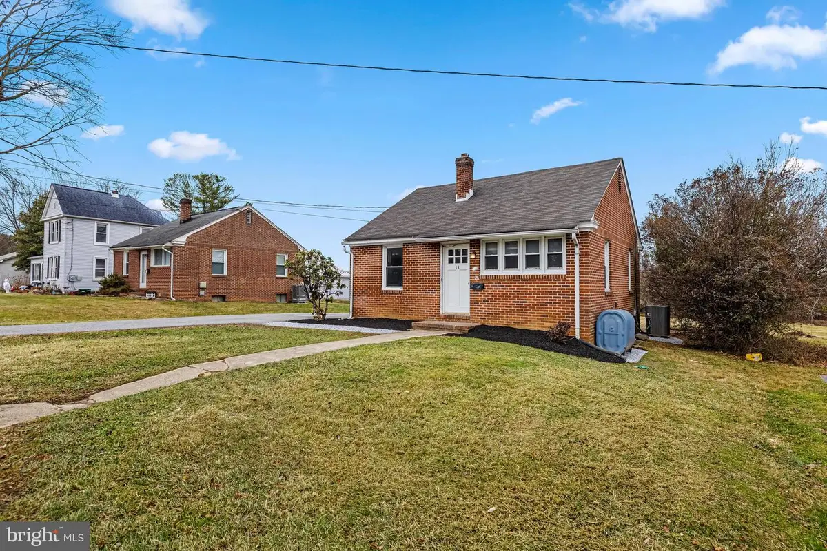 13 Wolf Ave, Reisterstown, MD 21136 - Image #1