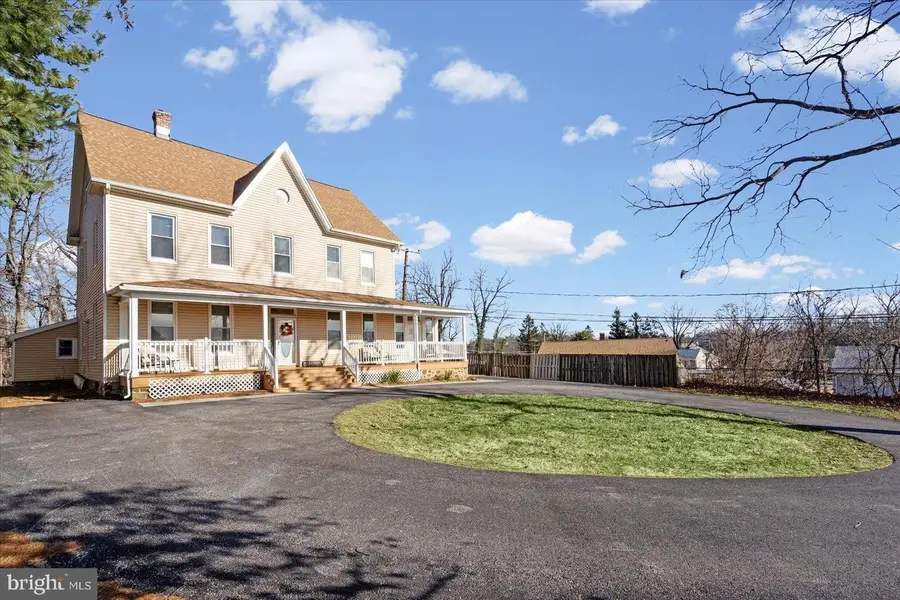 6602 Krone Dr, Baltimore, MD 21207 - Image #2