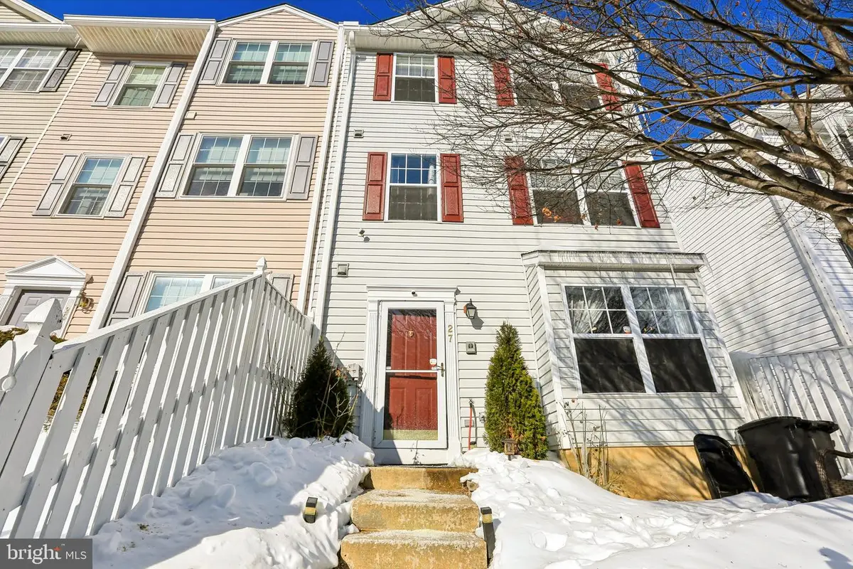 27 Royalty Cir, Owings Mills, MD 21117 - #1